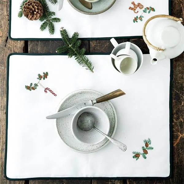 Langkilde & Søn - Julunderlägg med polkagris - 38 x 50 cm.